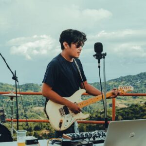 LUXXX | Melt Records